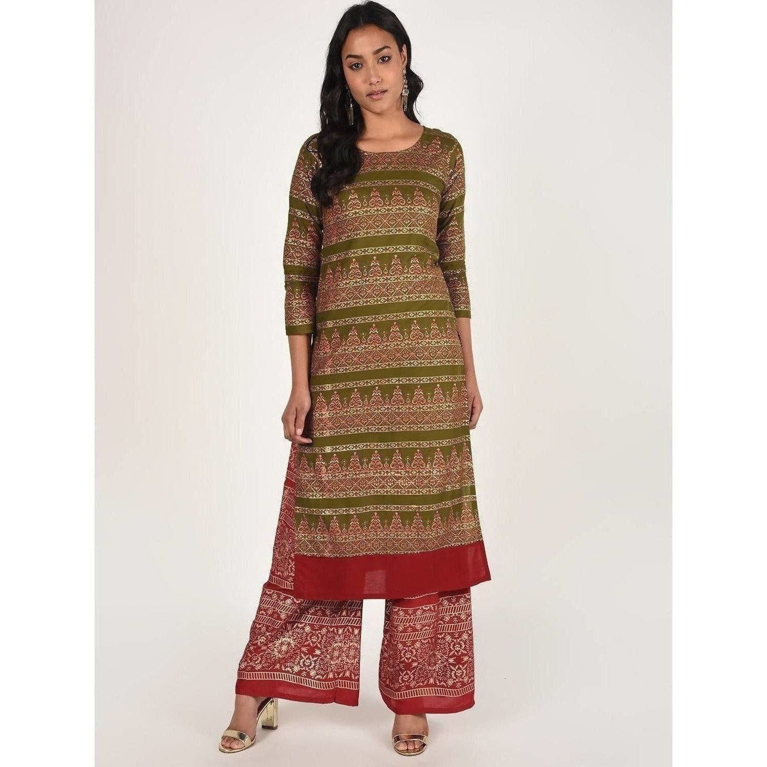 Cheera Women's Beautiful Gold Ptint Straight Kurta (CH068K)