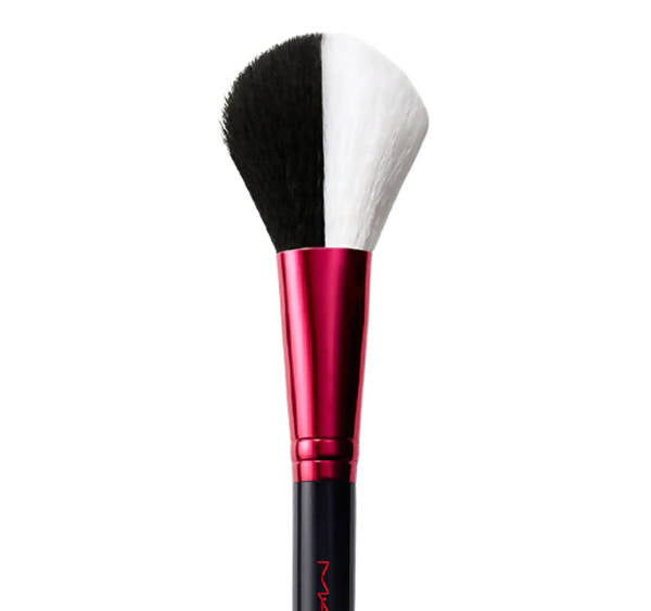 Buy Mac 129S Powder Brush / The Disney Cruella Collection Online