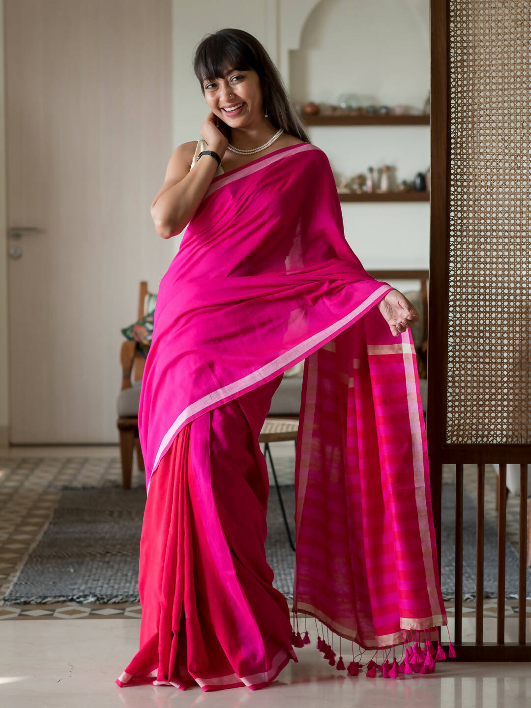Suta Pink Woven Design Cotton Blend Saree - Distacart