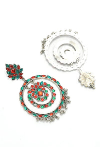 Thumbnail for Mominos Fashion Johar Kamal Women's Red & Green Kundan Circles Earrings - Distacart