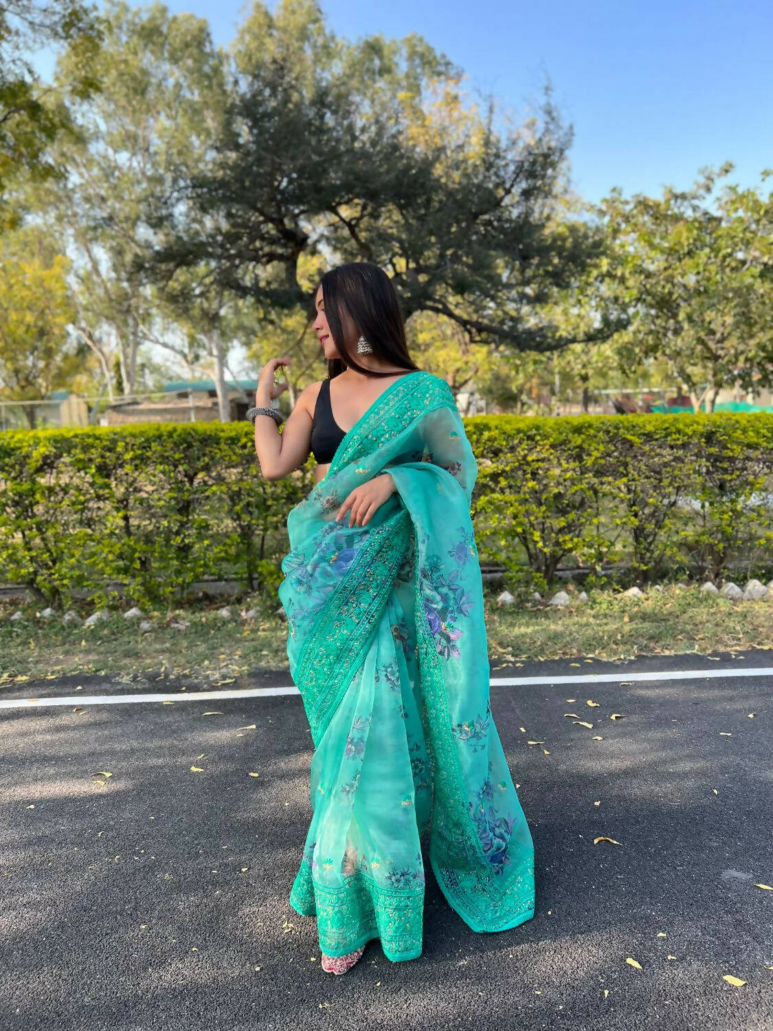 Vastrasky Sea Green Organza Saree - Distacart
