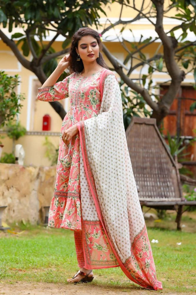 Yufta Pink Printed Tiered Kurta with Trouser and Dupatta