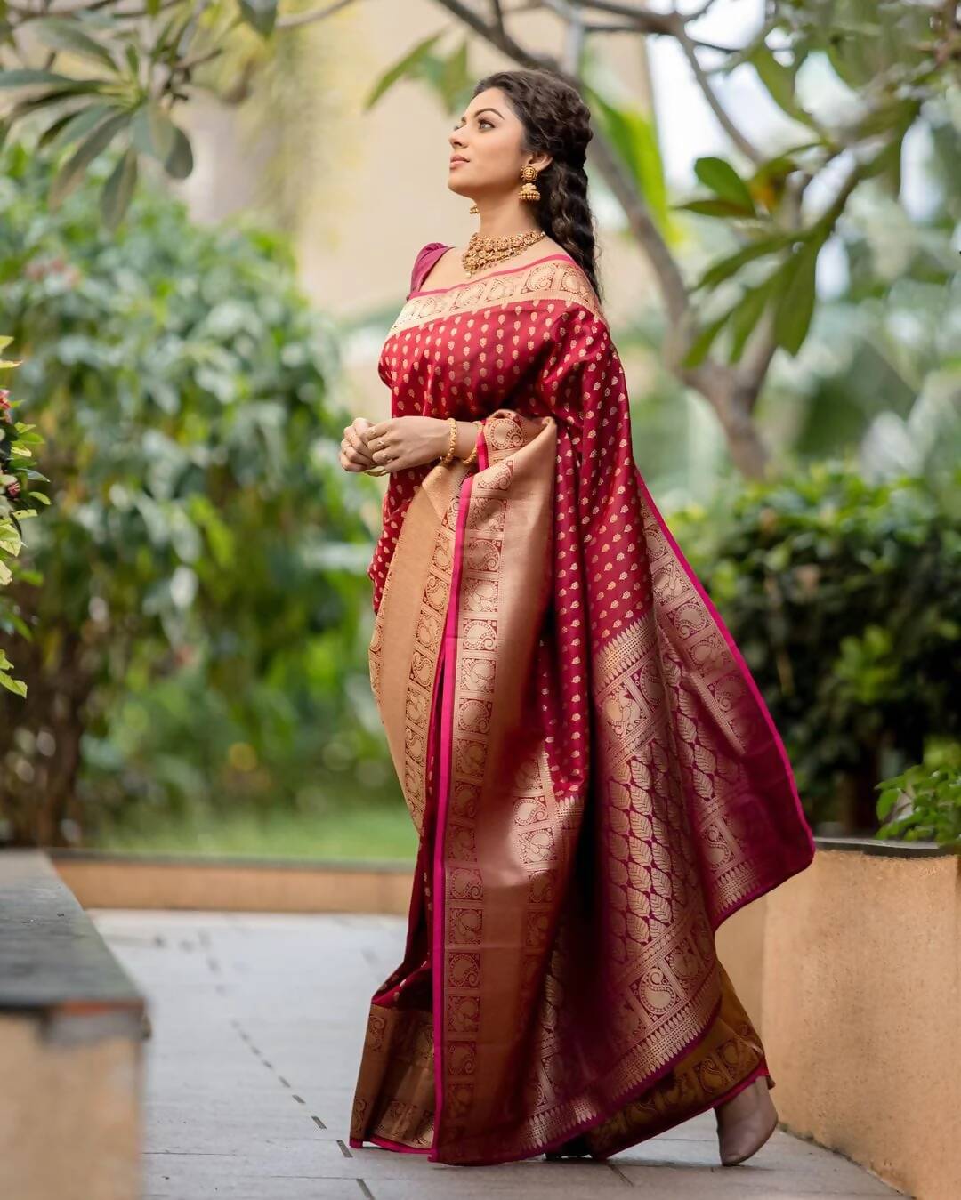 DEIANA'S Beautiful Golden Jari with New Design Soft Lichi Silk Saree - Maroon - Distacart