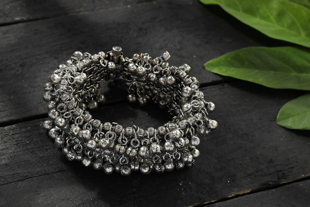 Mominos Fashion Kamal Johar Ghungroo Handcraft Bracelet