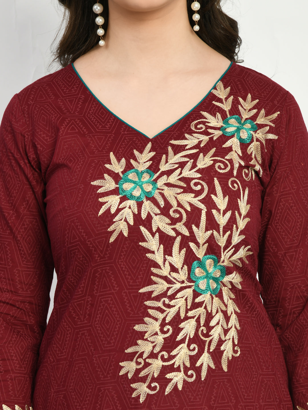 NOZ2TOZ Women's Brown Embroidered Kurta - Distacart