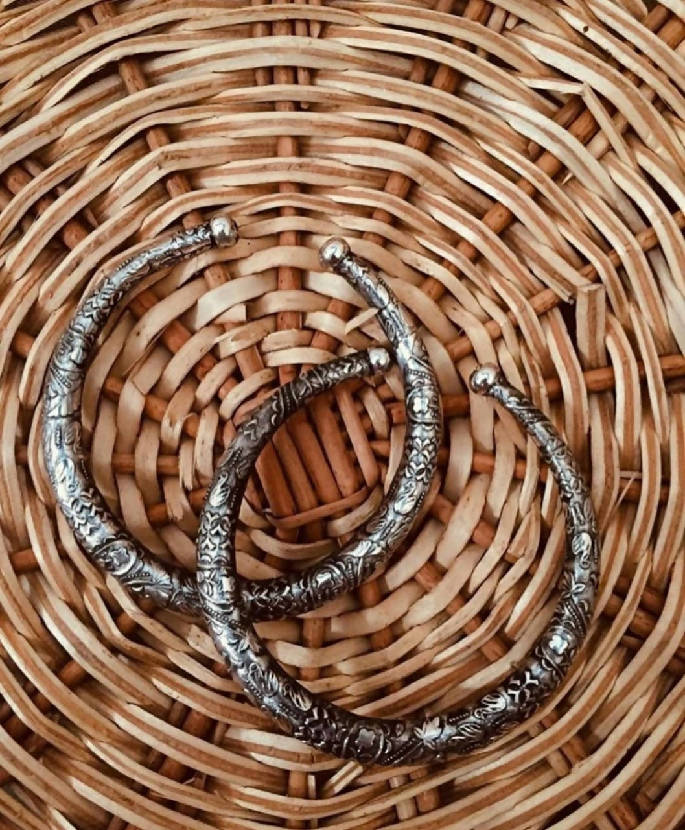 Mominos Fashion Oxidised Silver-Plated Rajasthani Kada Anklets For Women