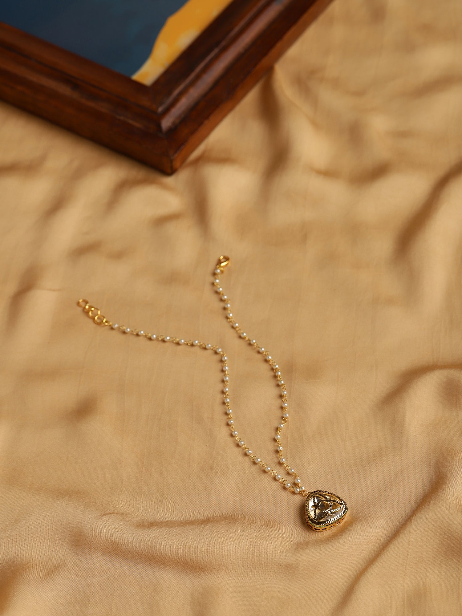 Gold-Plated White Chain - Ruby Raang - Distacart