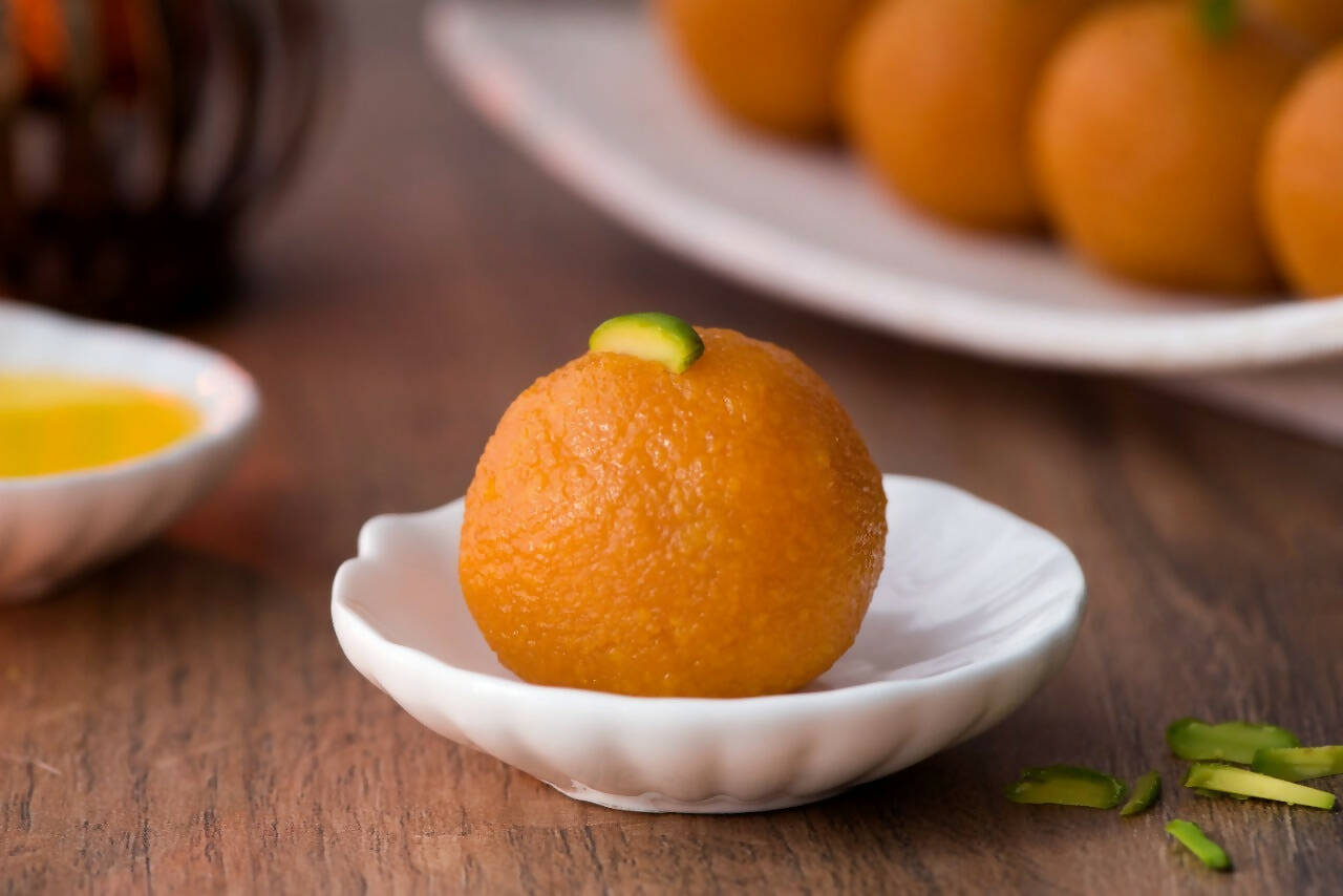 Olive Mithai Moti Choor Laddu - Distacart