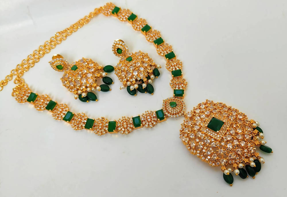 Uncut & Emerald Designer Necklace Set - Distacart