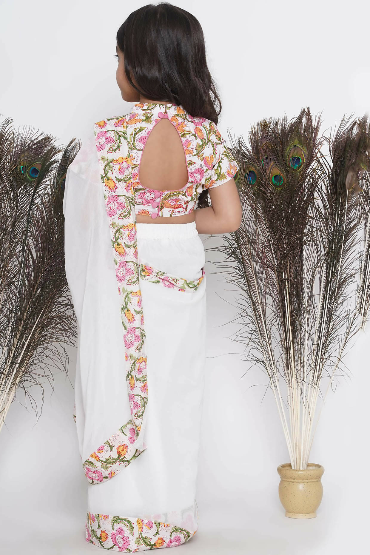 Little Bansi Floral Print Ready To Wear Saree And Floral Blouse - White - Distacart