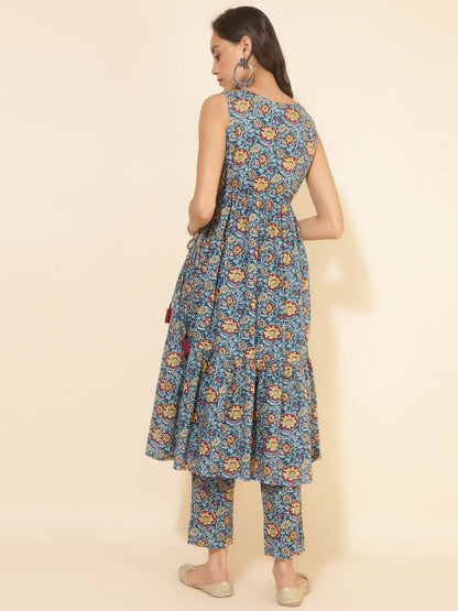 Janasya Women's Blue Cotton Floral Printed Casual Flared Kurta Set - Distacart