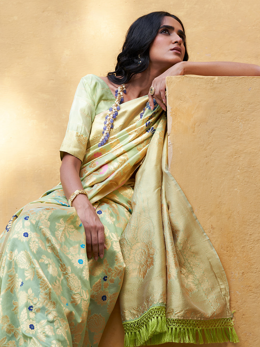 Janasya Light Green Banarasi Silk Woven Floral Design Banarasi Saree - Distacart