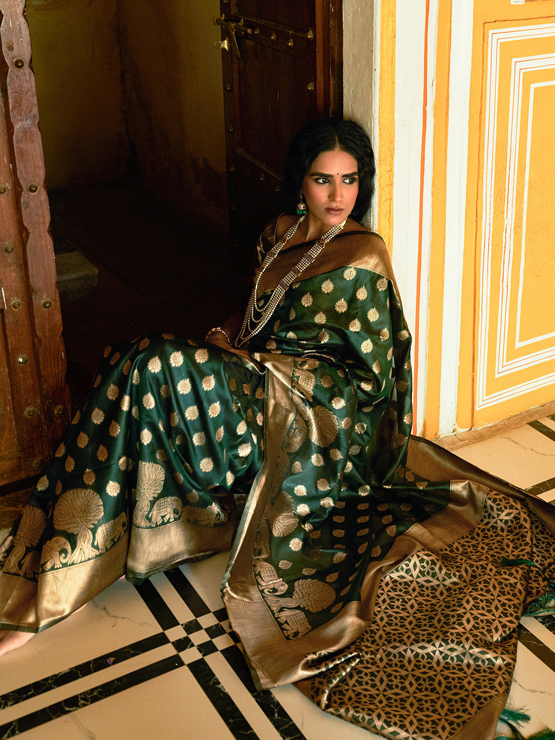 Janasya Dark Green Organza Woven Ethnic Motifs Kanjeevaram Saree - Distacart