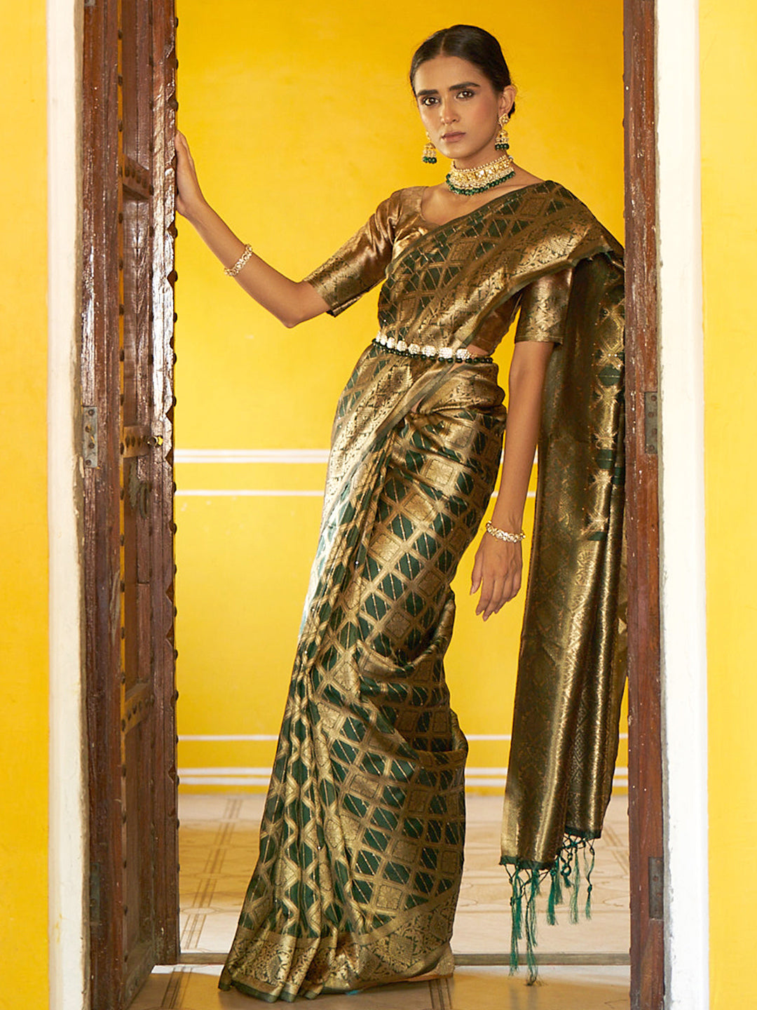 Janasya Dark Green Organza Woven Ethnic Motifs Kanjeevaram Saree - Distacart
