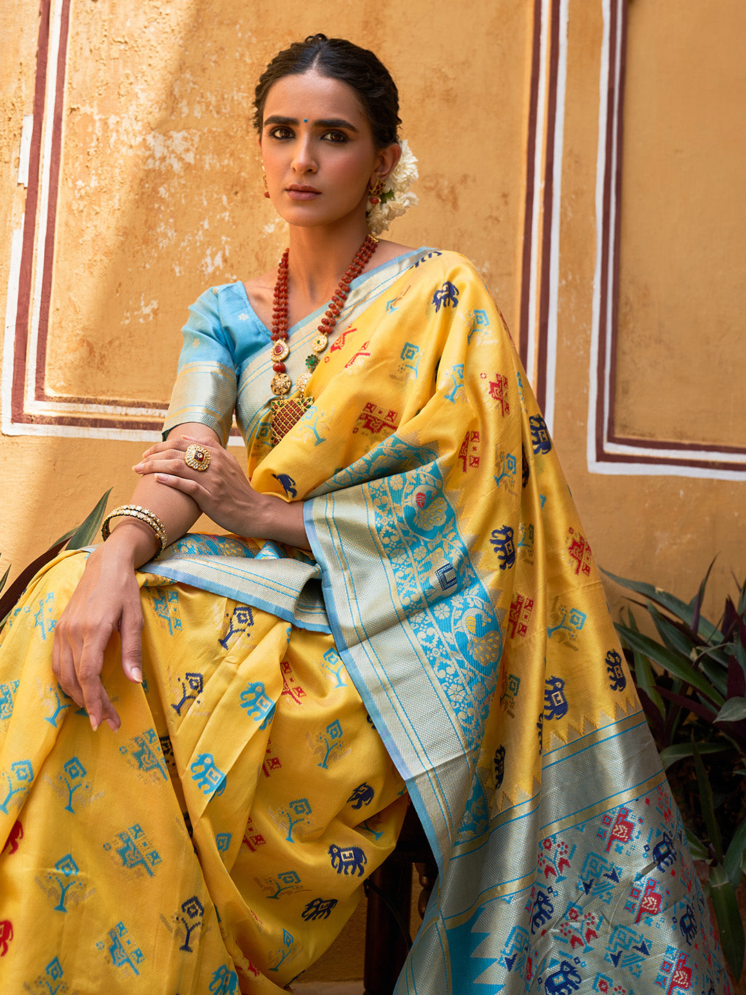 Janasya Yellow Cotton Silk Woven Ethnic Motifs Patola Saree - Distacart