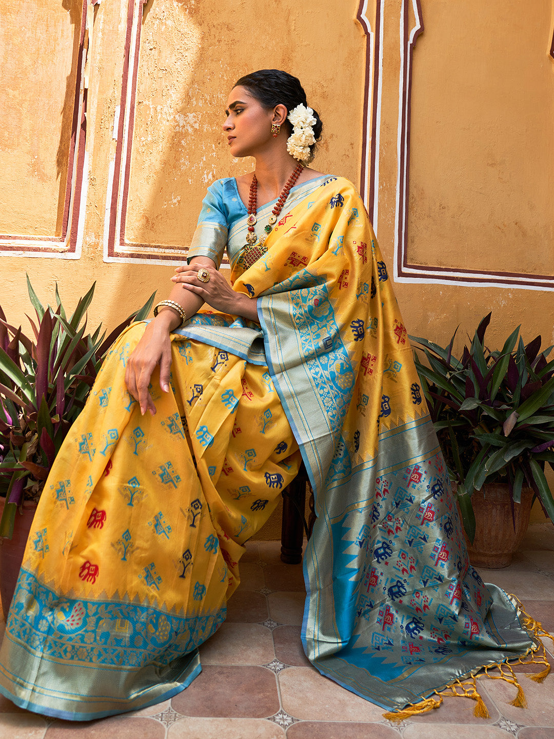 Janasya Yellow Cotton Silk Woven Ethnic Motifs Patola Saree - Distacart