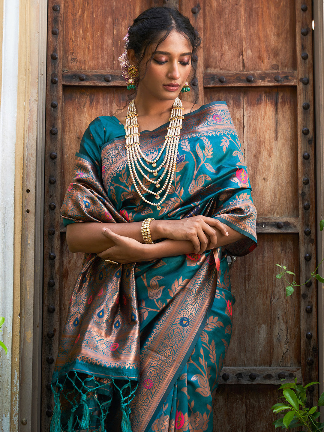 Janasya Teal Green Banarasi Silk Woven Dual Tone Floral Design Banarasi Silk Saree - Distacart