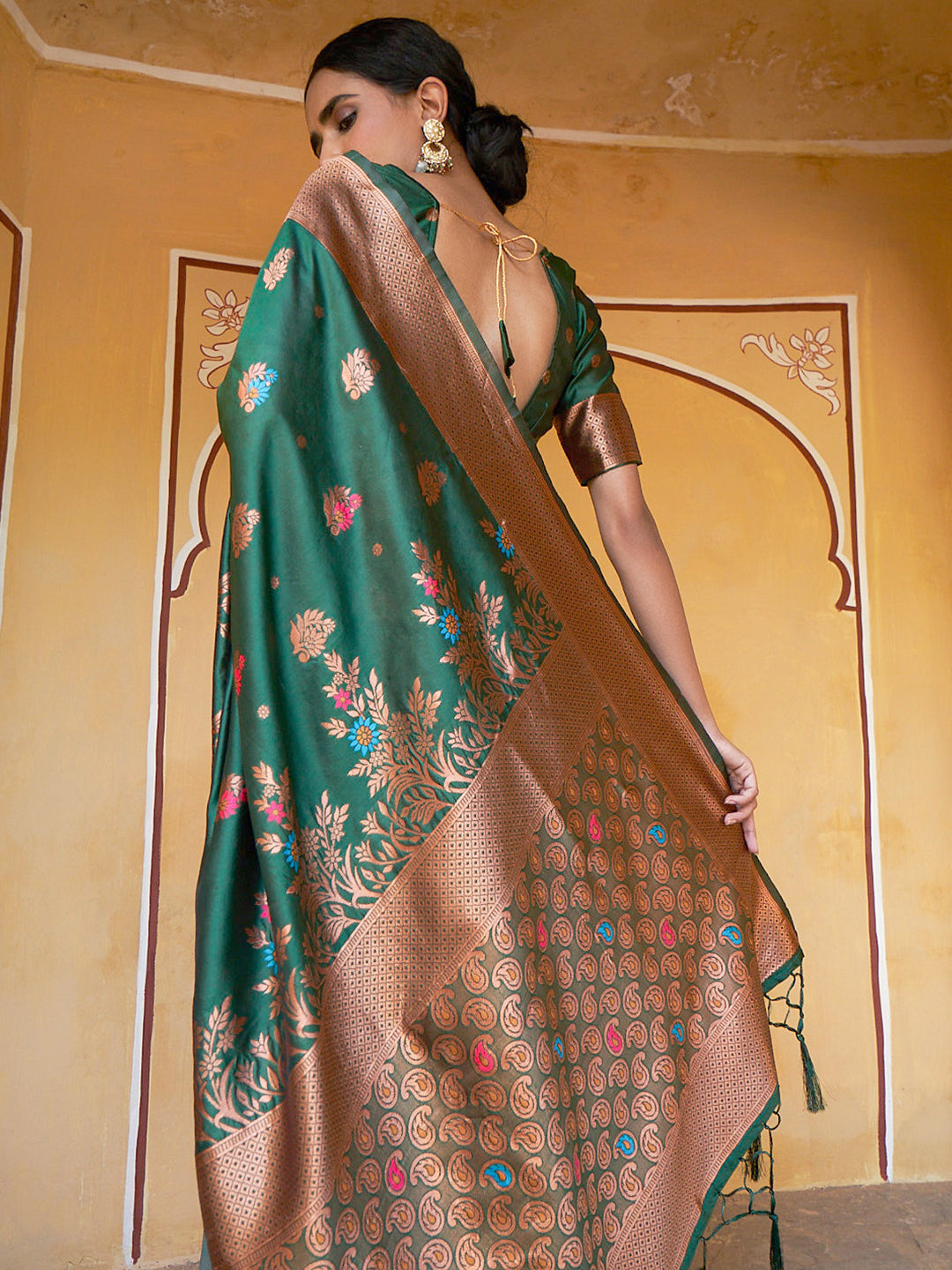 Janasya Green Banarasi Silk Woven Dual Tone Floral Design Banarasi Silk Saree - Distacart