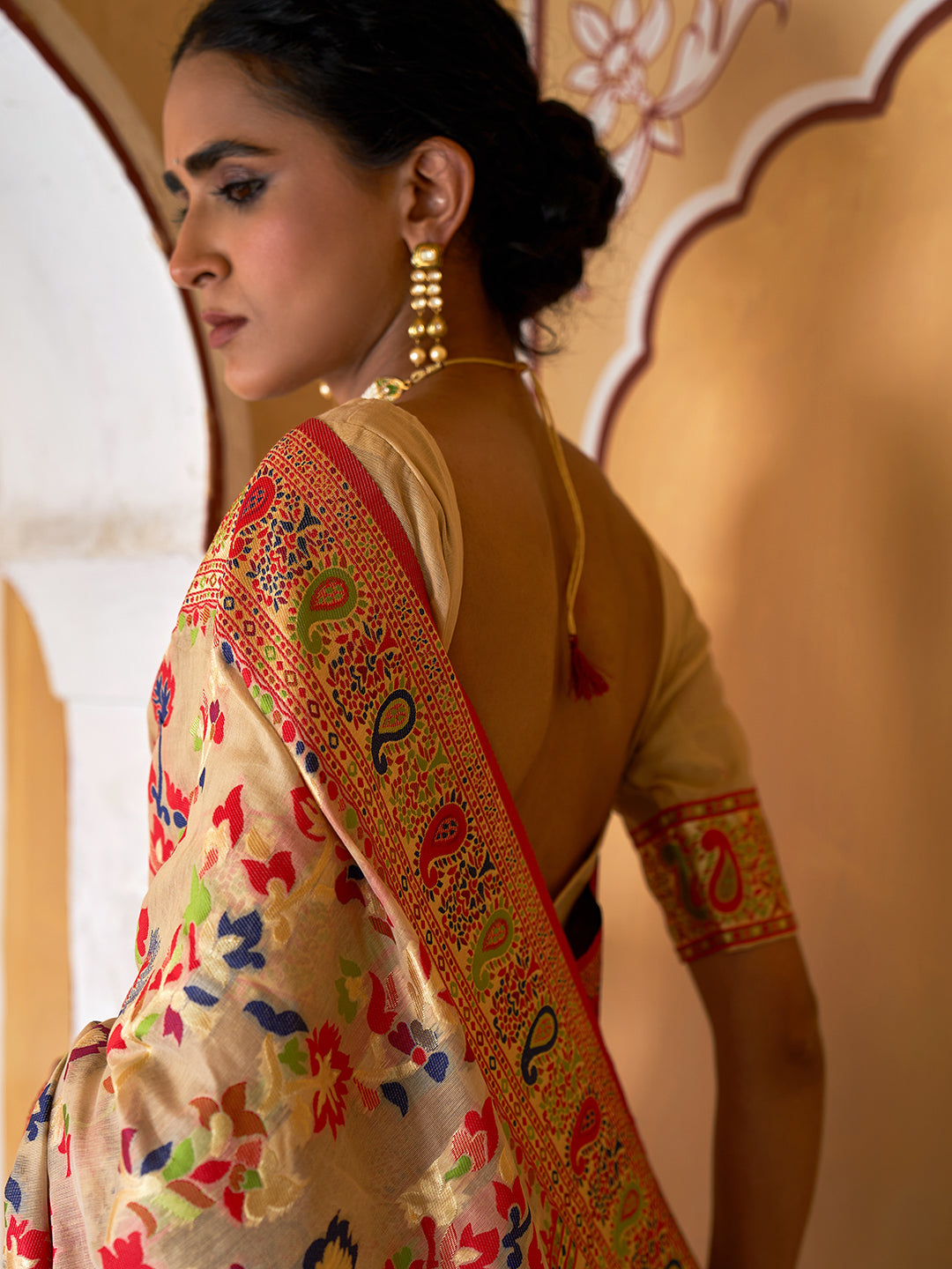 Janasya Beige Chanderi Silk Pashmina Woven Design Saree - Distacart
