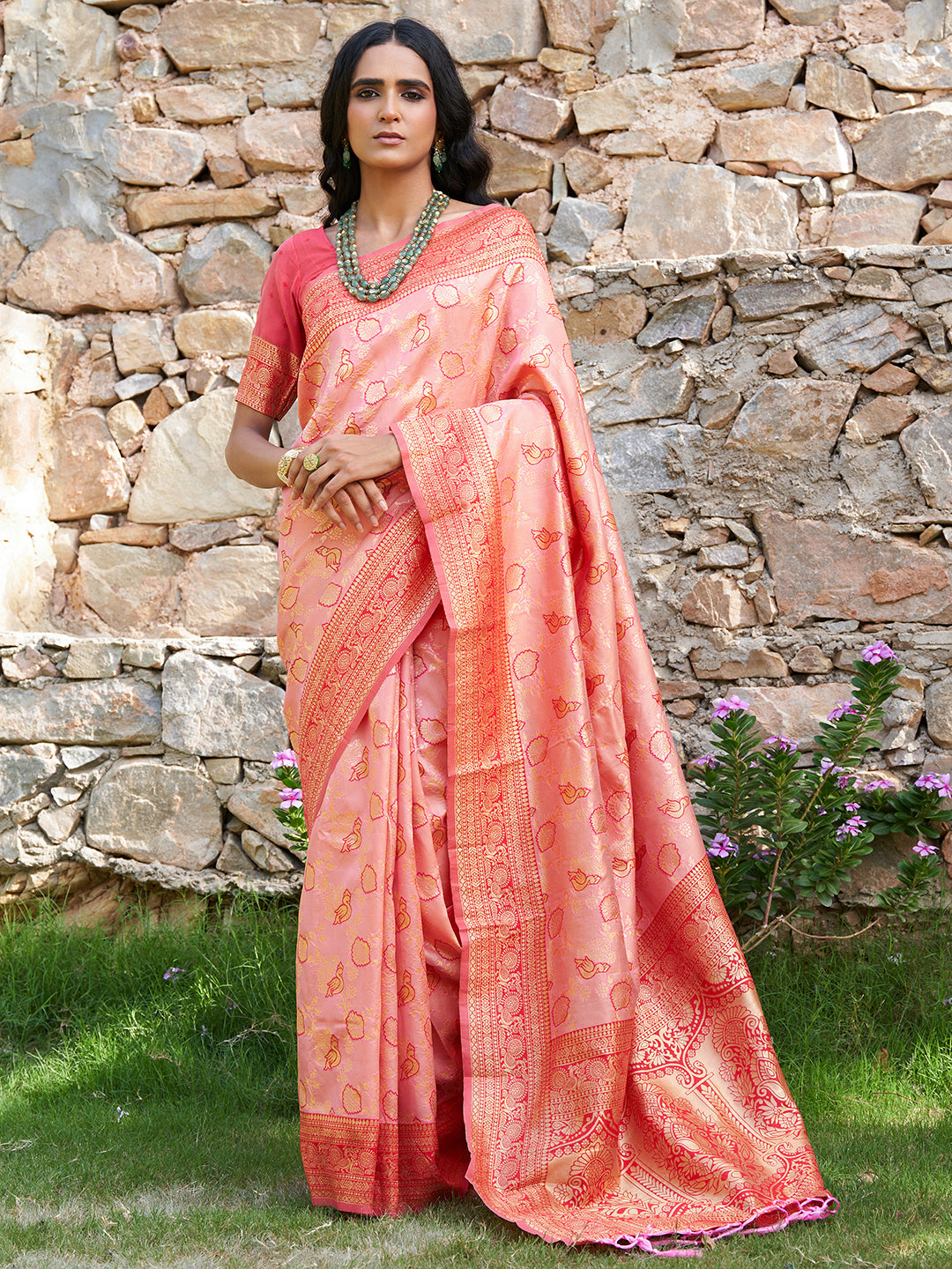 Janasya Peach Banarasi Silk Woven Dual Tone Floral Design Banarasi Silk Saree - Distacart