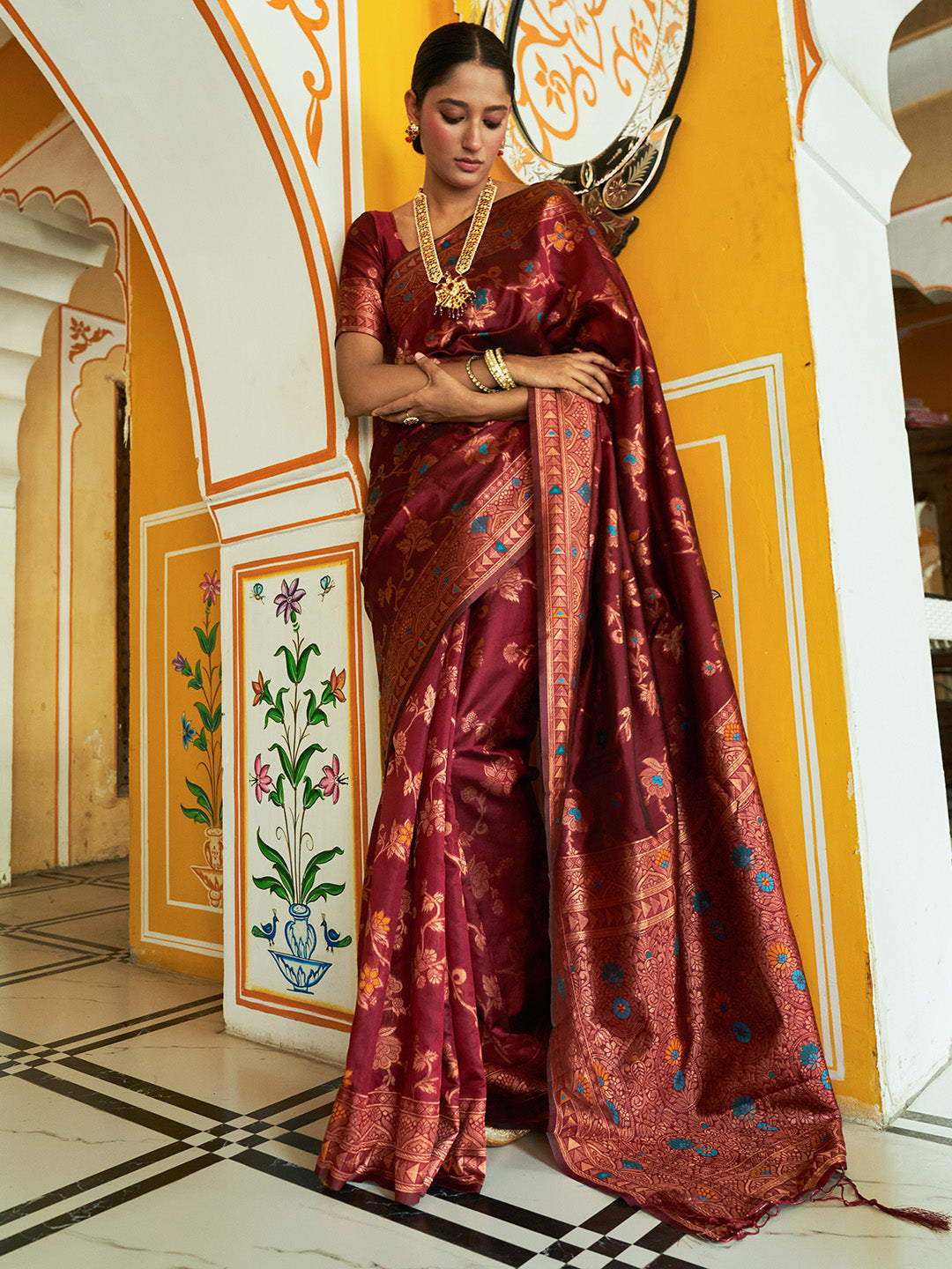 Janasya Maroon Banarasi Silk Woven Dual Tone Floral Design Banarasi Silk Saree - Distacart