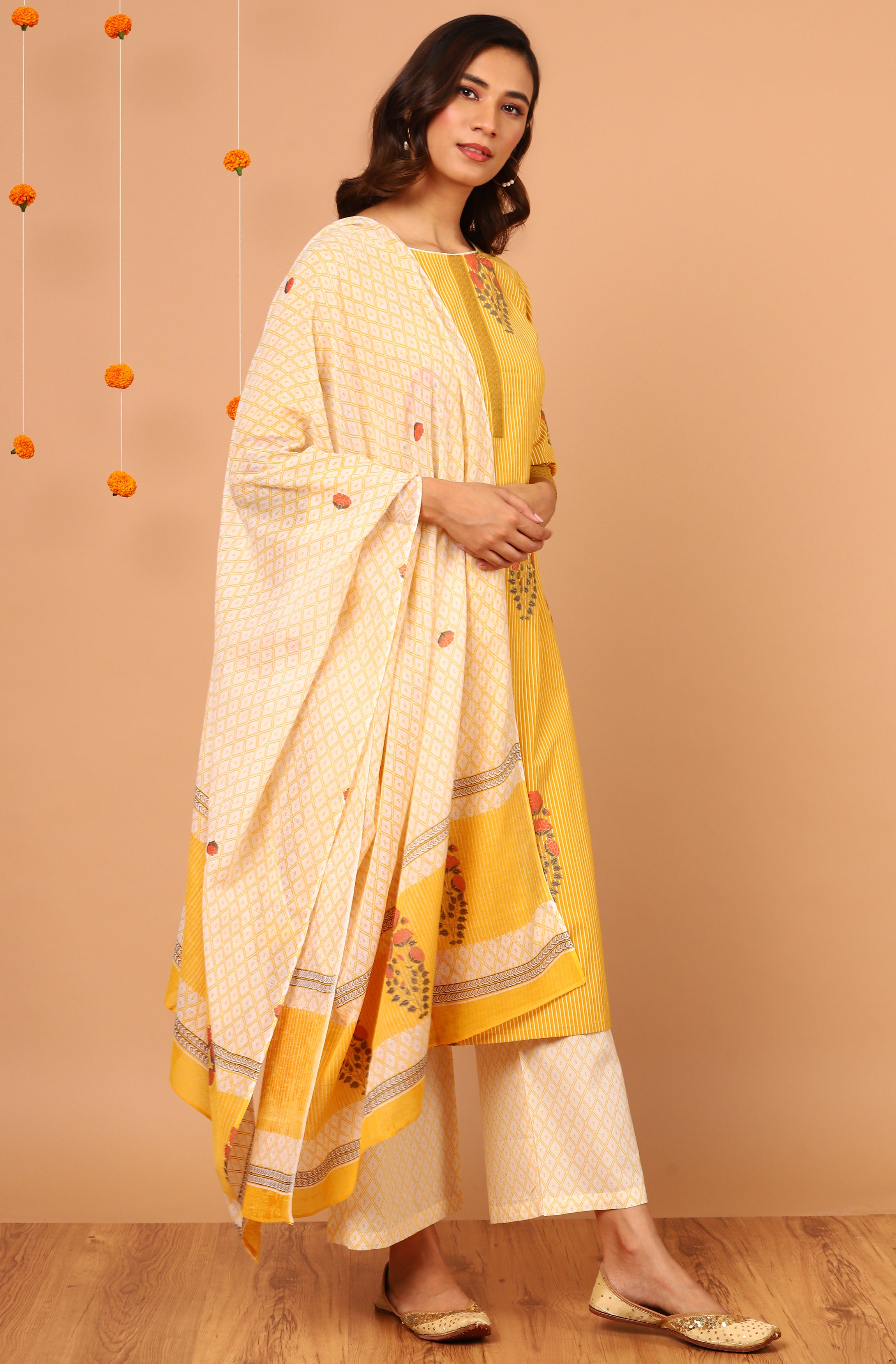 Janasya Women's Yellow Cotton Striped Kurta With Palazzo And Dupatta - Distacart
