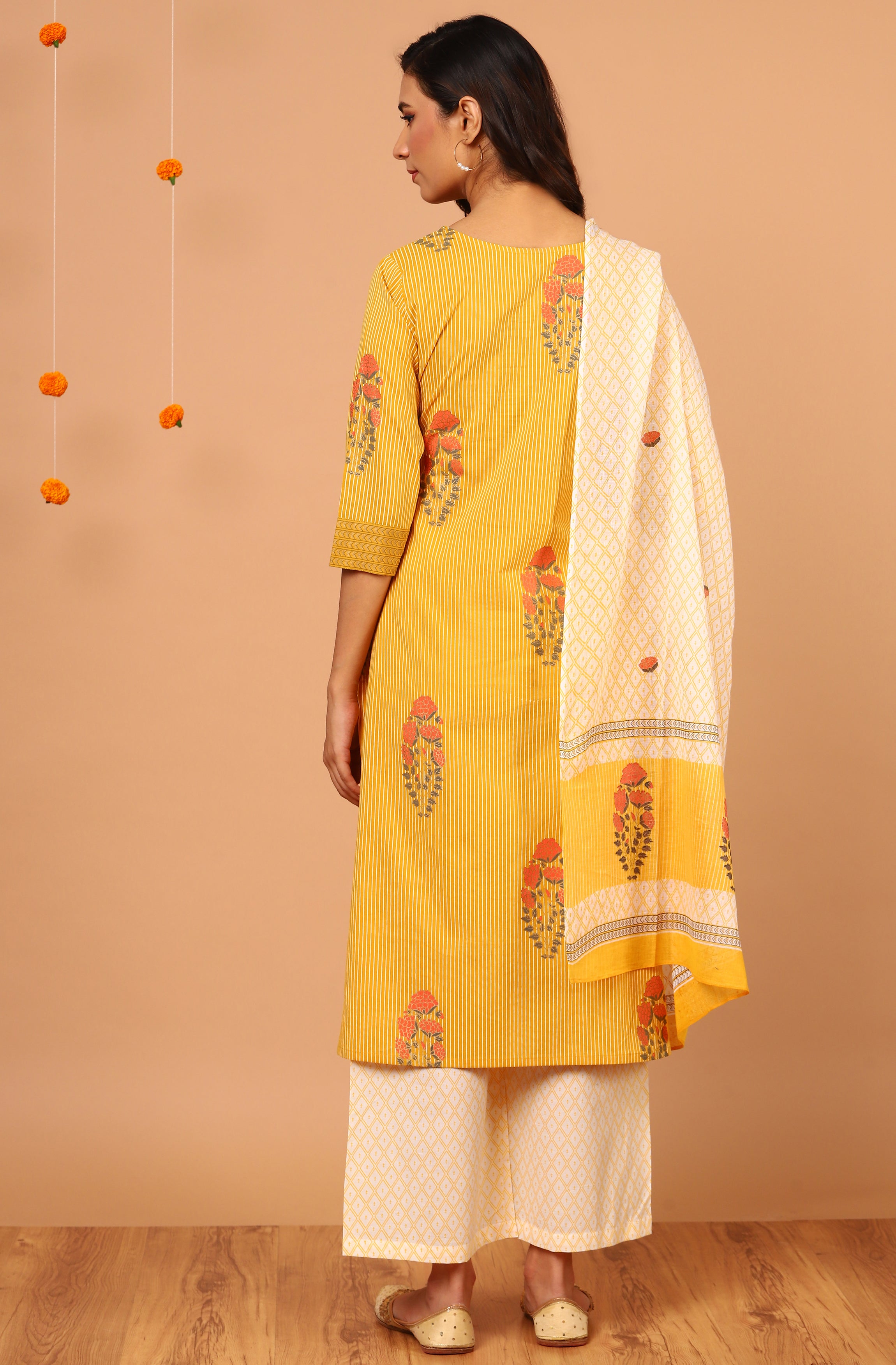 Janasya Women's Yellow Cotton Striped Kurta With Palazzo And Dupatta - Distacart