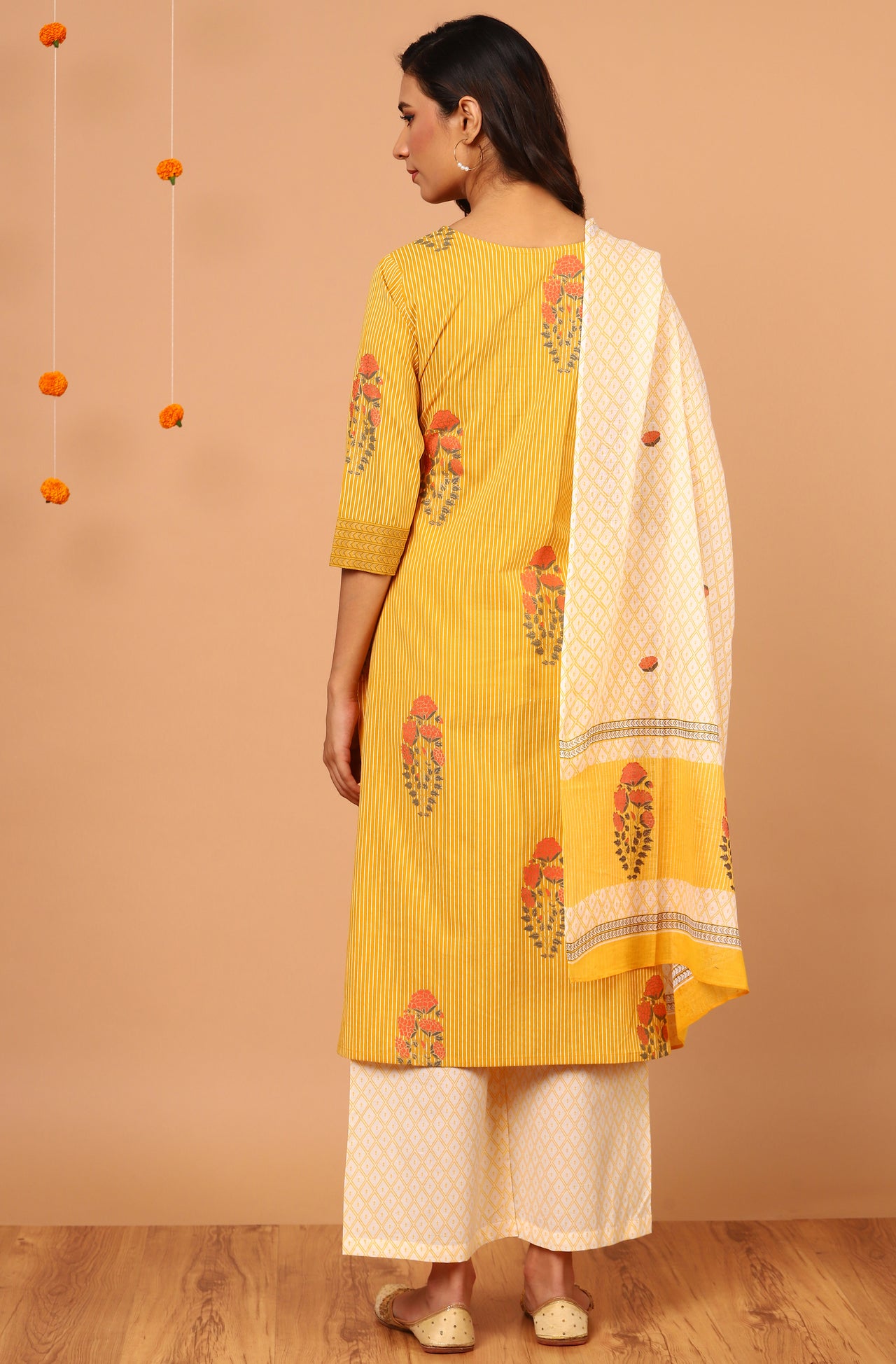 Janasya Women's Yellow Cotton Striped Kurta With Palazzo And Dupatta - Distacart