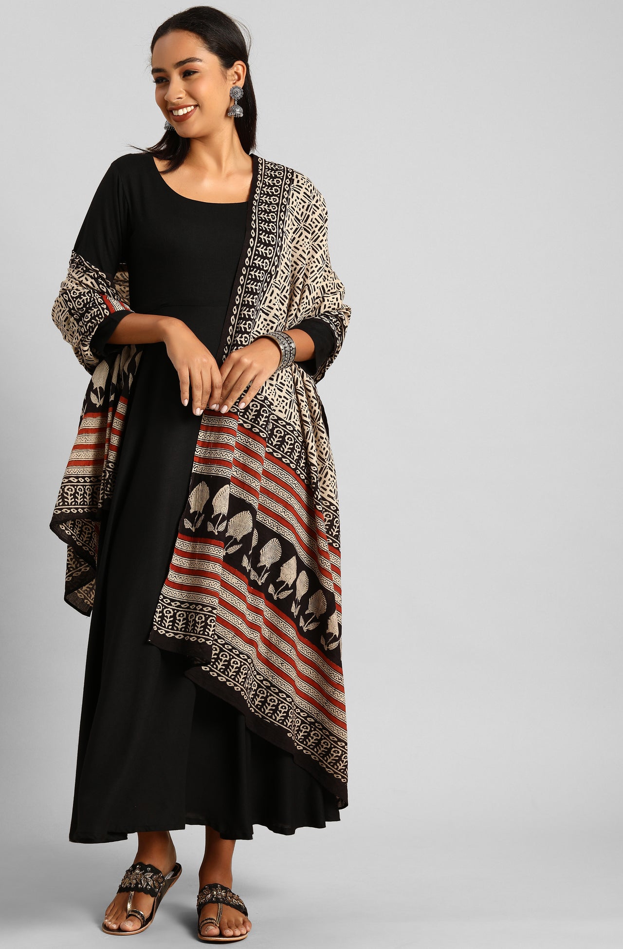 Janasya Women's Black Rayon Solid Kurta With Dupatta - Distacart