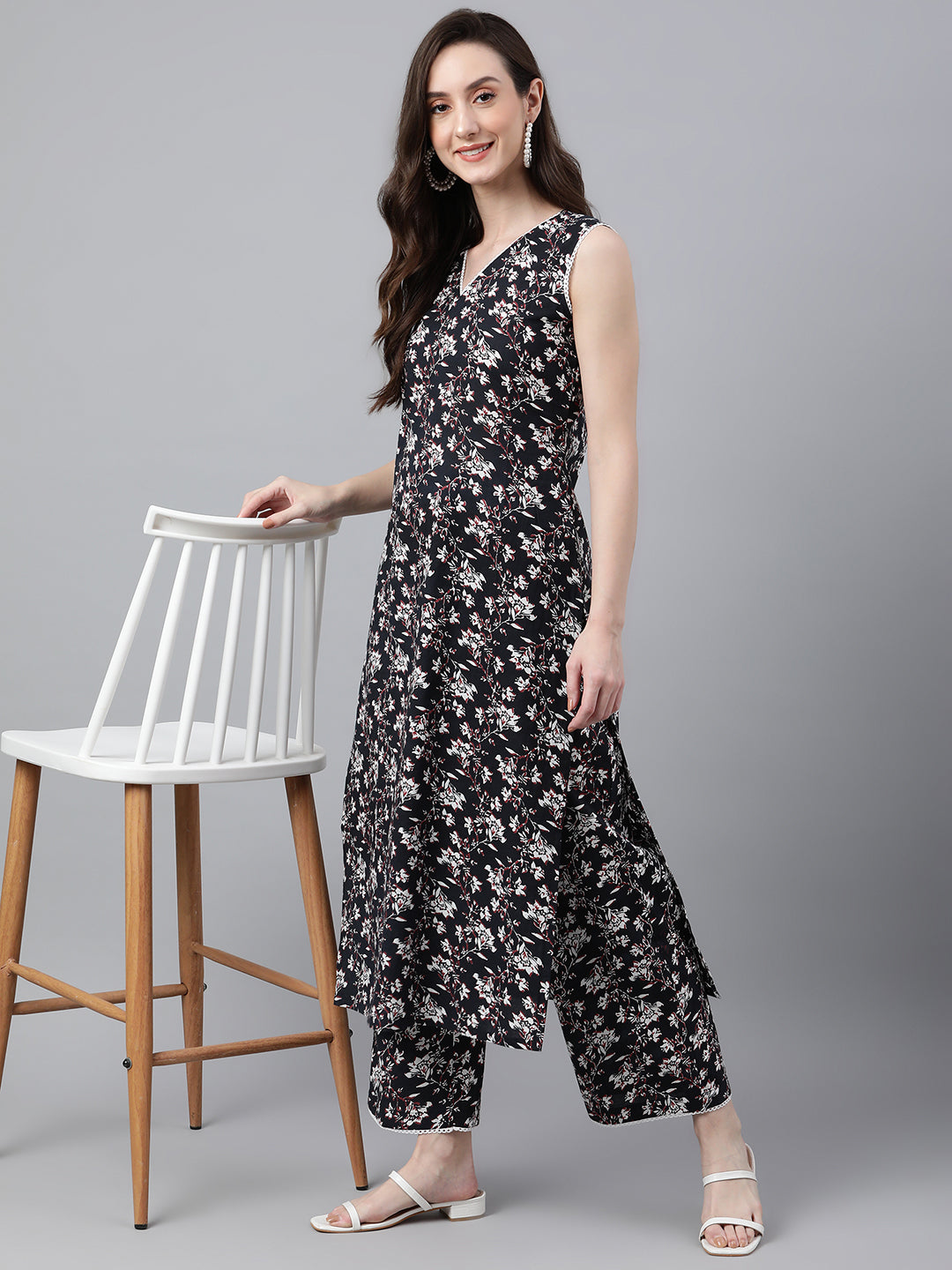 Janasya Women's Black Cotton Floral Printed Straight Casual Kurta Set - Distacart