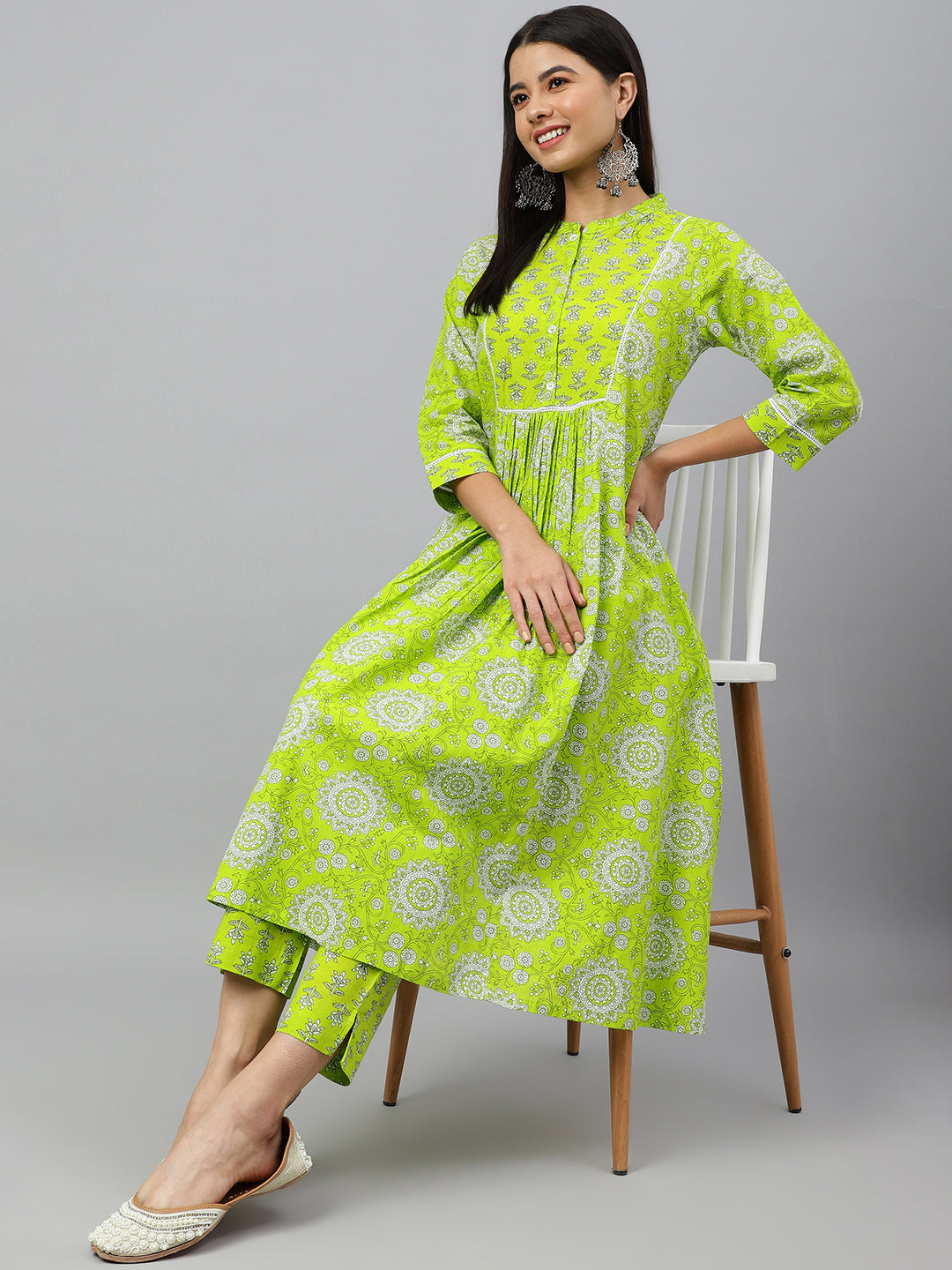 Janasya Women's Light Green Cotton Block Print Kurta With Pant - Distacart