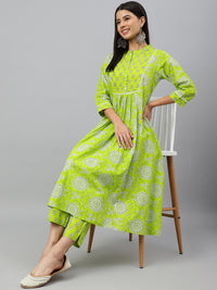 Thumbnail for Janasya Women's Light Green Cotton Block Print Kurta With Pant - Distacart