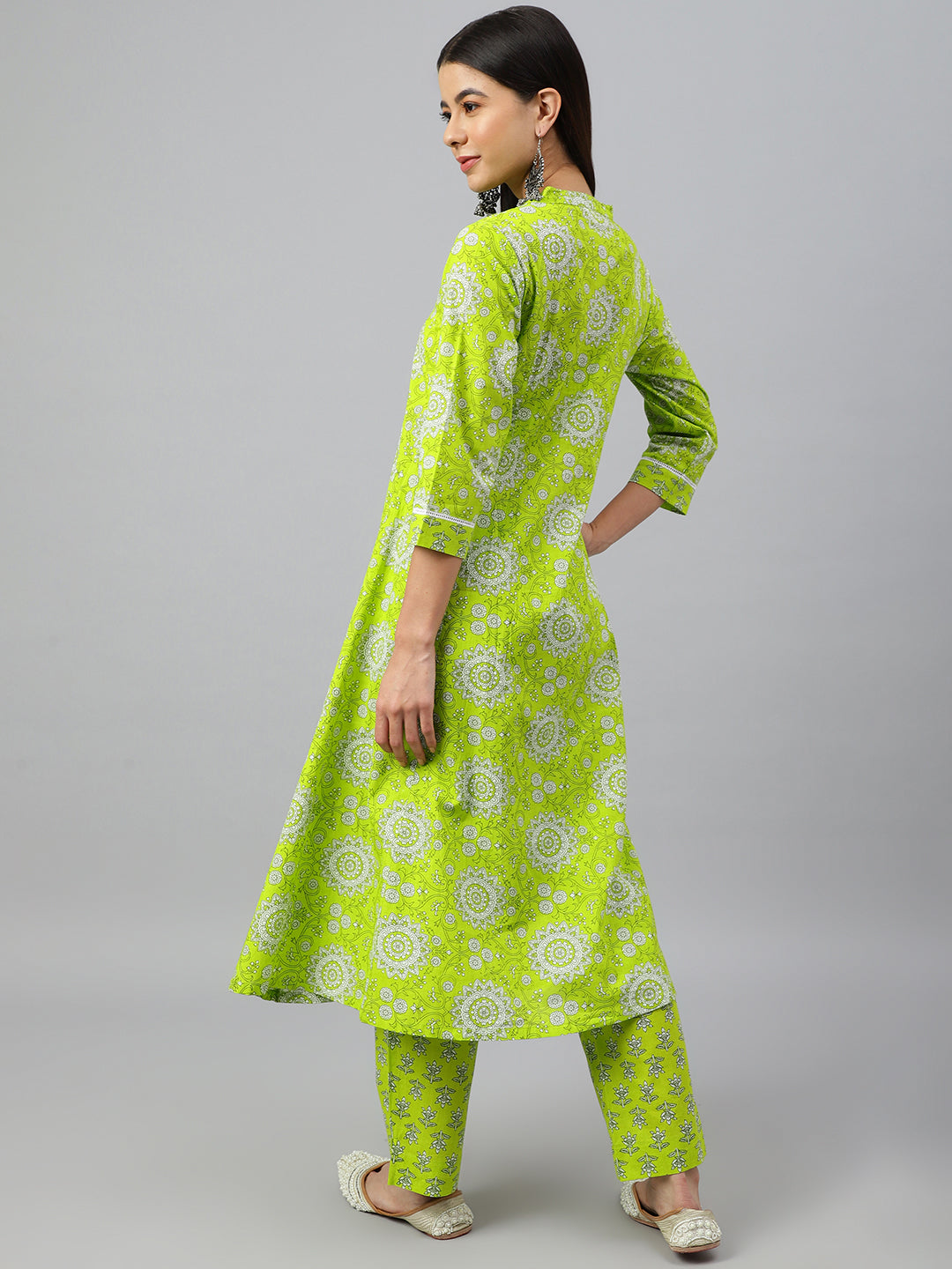 Janasya Women's Light Green Cotton Block Print Kurta With Pant - Distacart