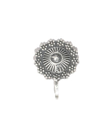 Thumbnail for Priyaasi Women Floral Oxidised Silver Nose Pin - Distacart