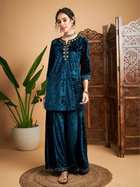 Thumbnail for Lyush Women Teal Velvet Embroidered Short Kurta - Distacart