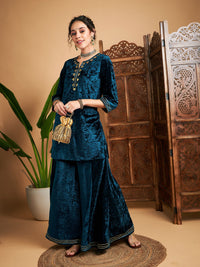 Thumbnail for Lyush Women Teal Velvet Embroidered Short Kurta - Distacart