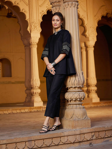Lyush Women Black Embroidered Sleeve Shirt Kurti With Palazzos - Distacart