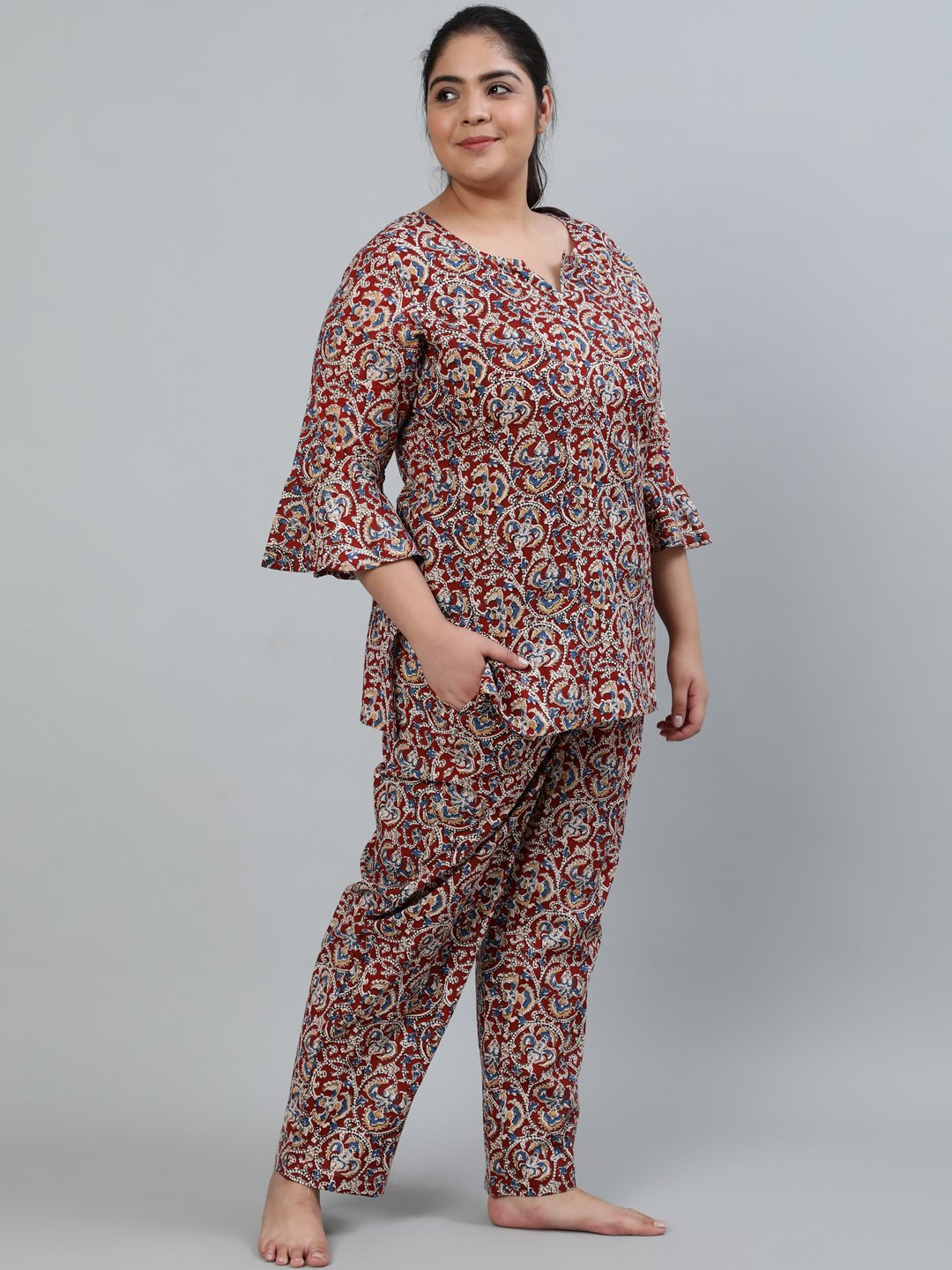 NOZ2TOZ Plus Size Women Maroon Printed Night Suit With Three Quarters Flared Sleeves - Distacart