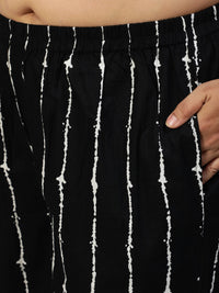 Thumbnail for NOZ2TOZ Women Black Printed Straight Kurta With Plazo & Dupatta - Distacart
