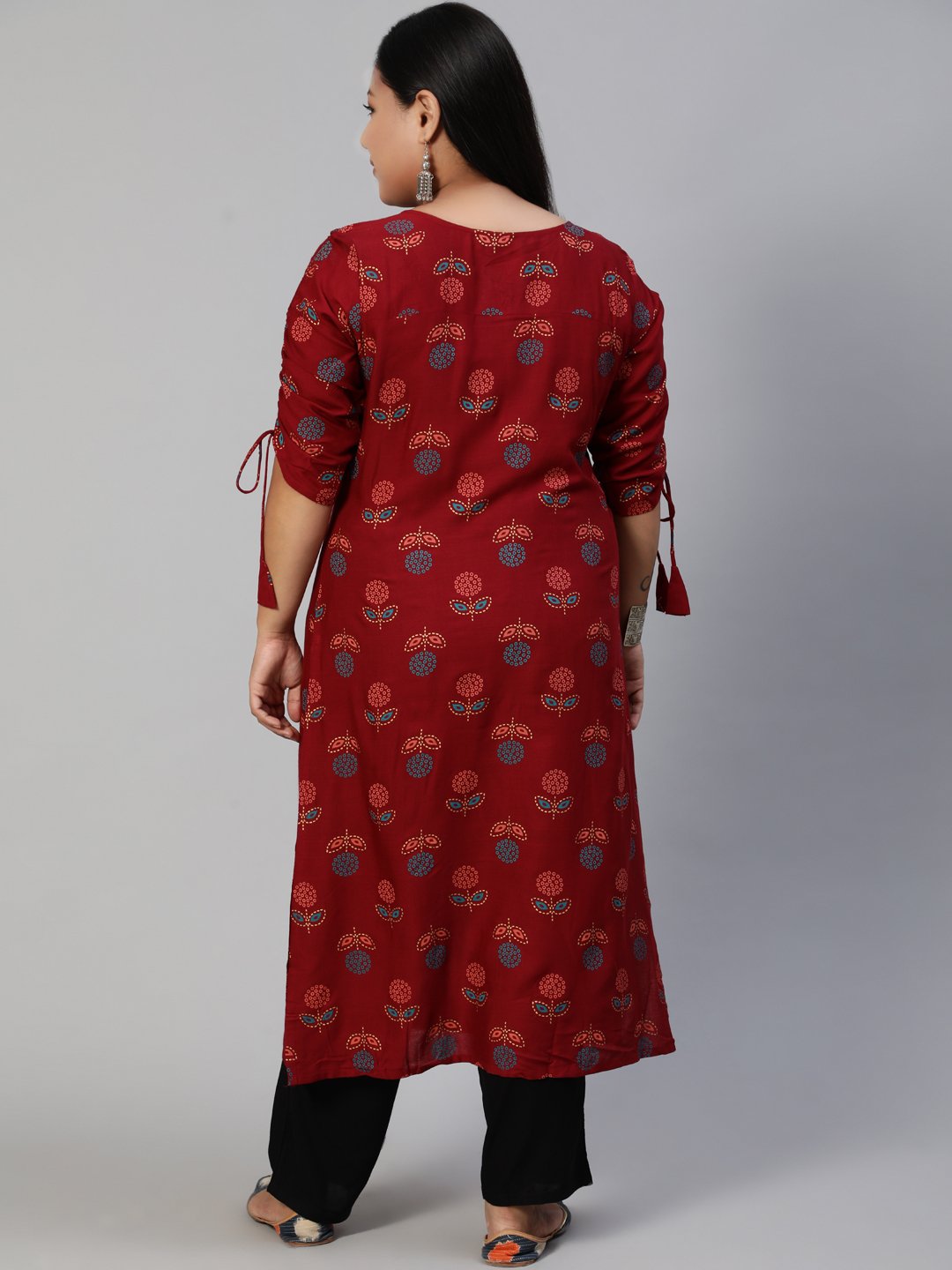 NOZ2TOZ Women Maroon Printed Straight Kurta With Three Quarter Sleeves - Distacart