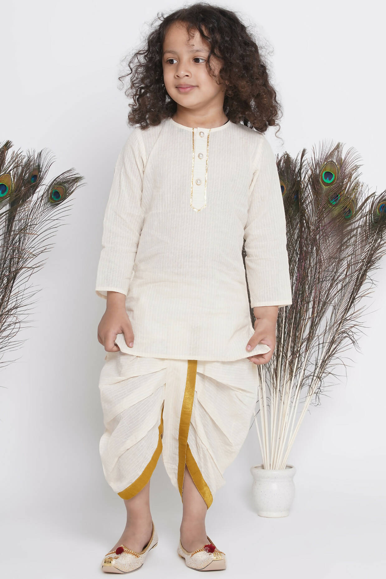 Little Bansi Banarsi Floral Embroidery Jacket Wth Cotton Kantha kurta And Kantha Dhoti - Cream - Distacart