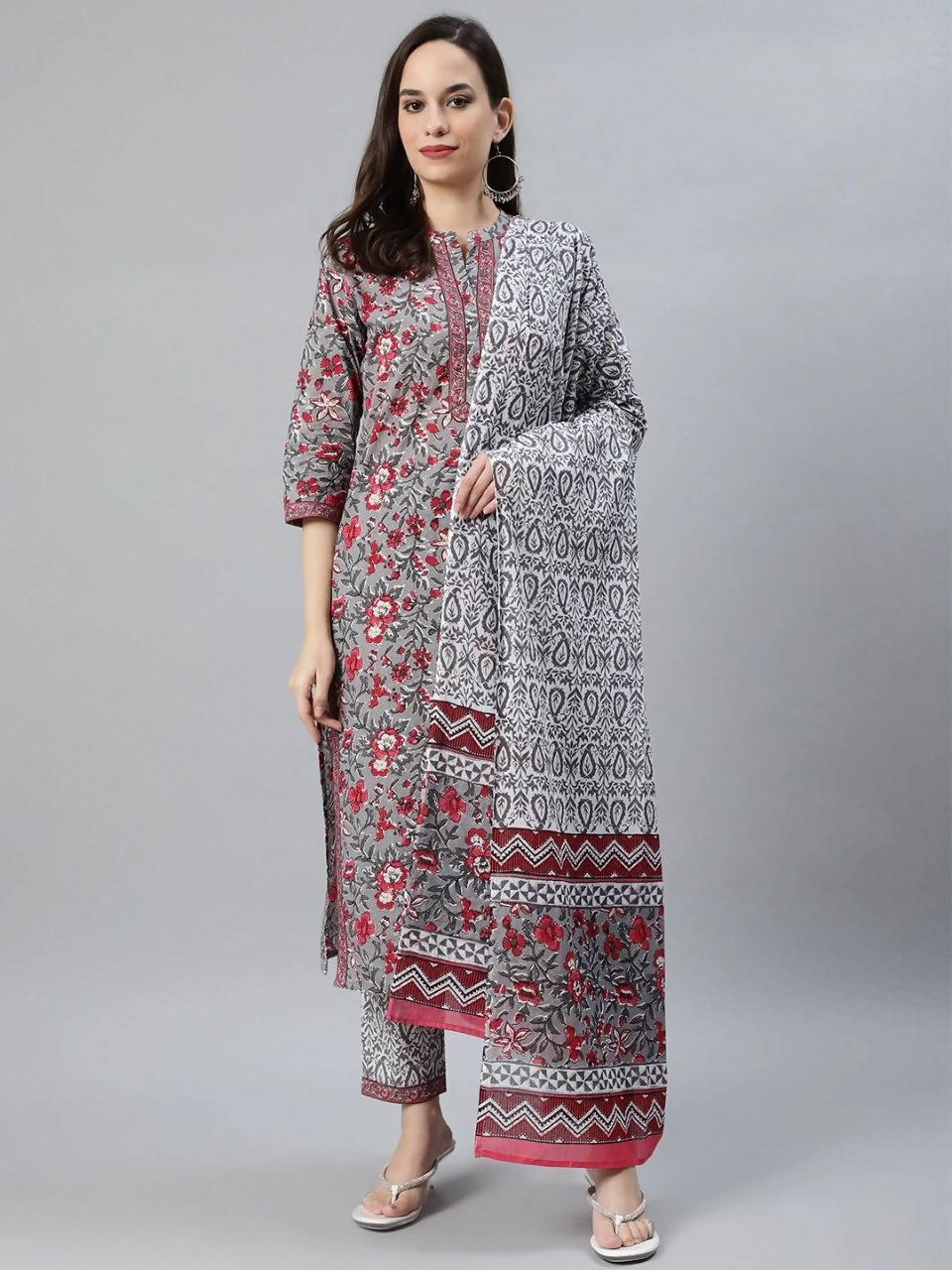 Vamika Grey Printed Cotton Party/Casual Wear Kurta Set/Suit