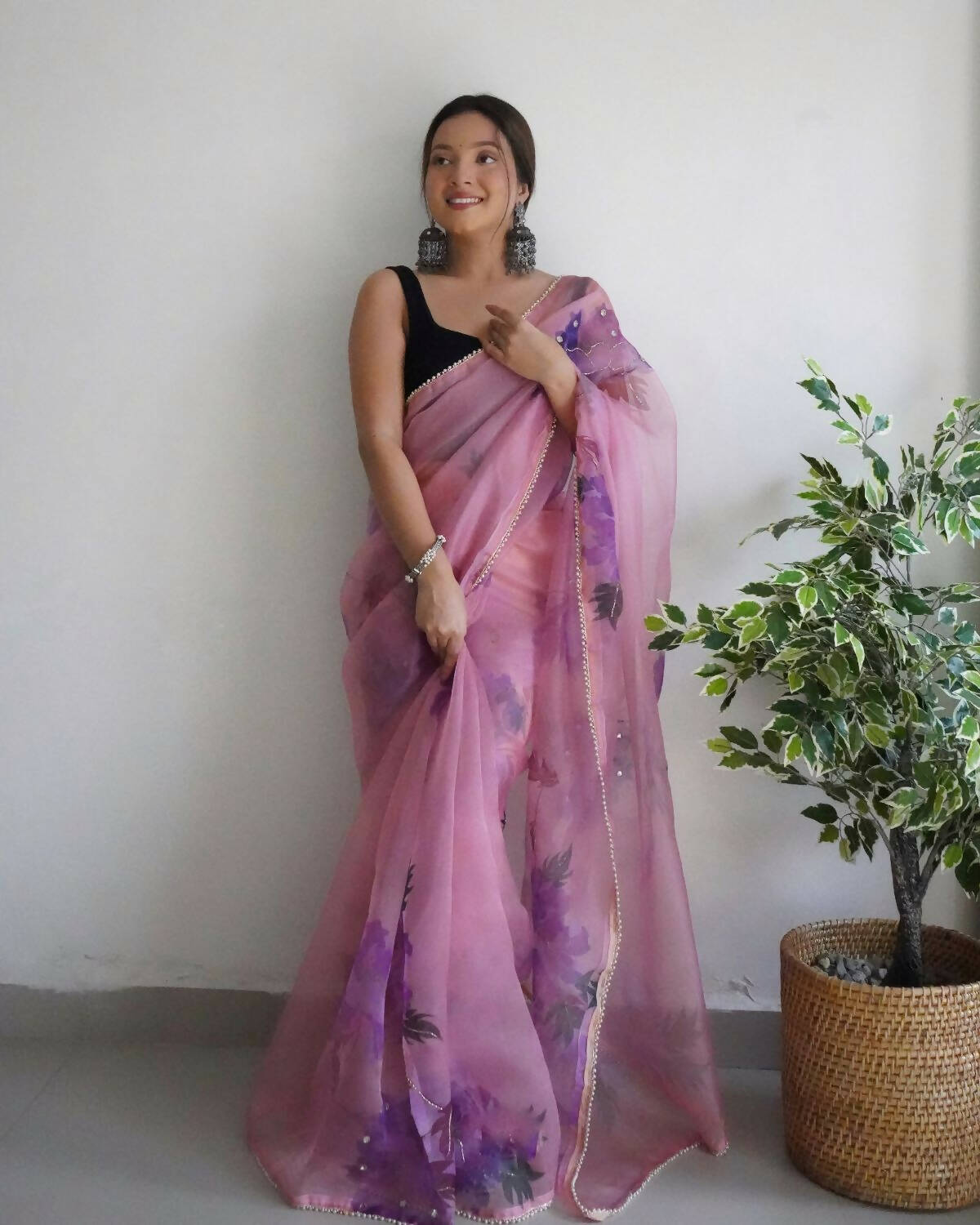 Vamsee Pink Organza Saree - Distacart