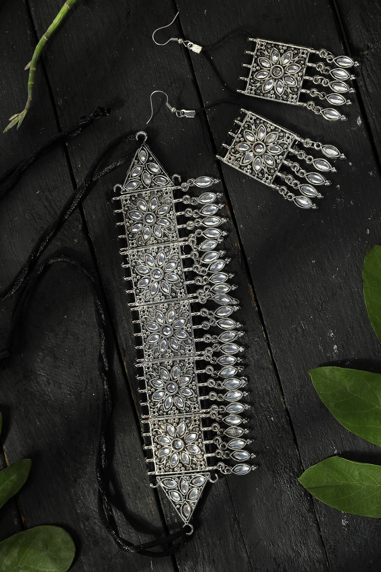 Mominos Fashion Johar Kamal Women Silver-Plated Brass Finish Mirror Work Choker - Distacart