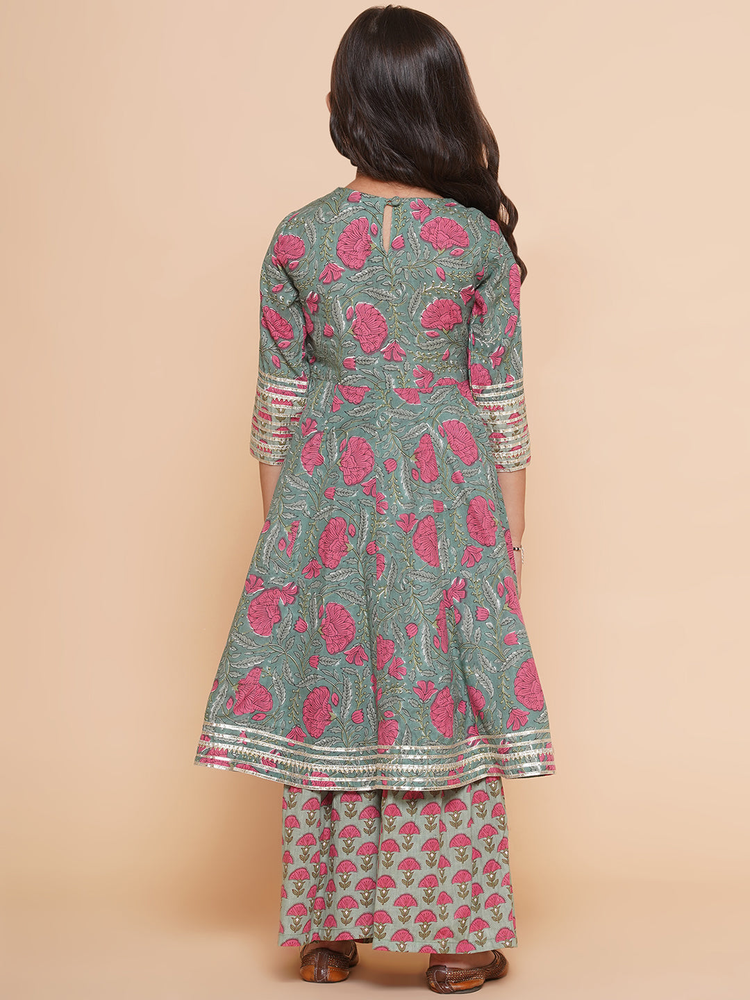 Girls Green Printed Round neck Kurta with Sharara for Kids - Bhama - Distacart