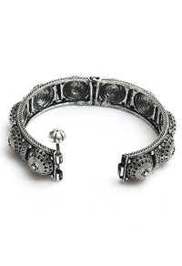 Thumbnail for Mominos Fashion Kamal Johar Oxidised Silver-Plated Handcraft Bracelet