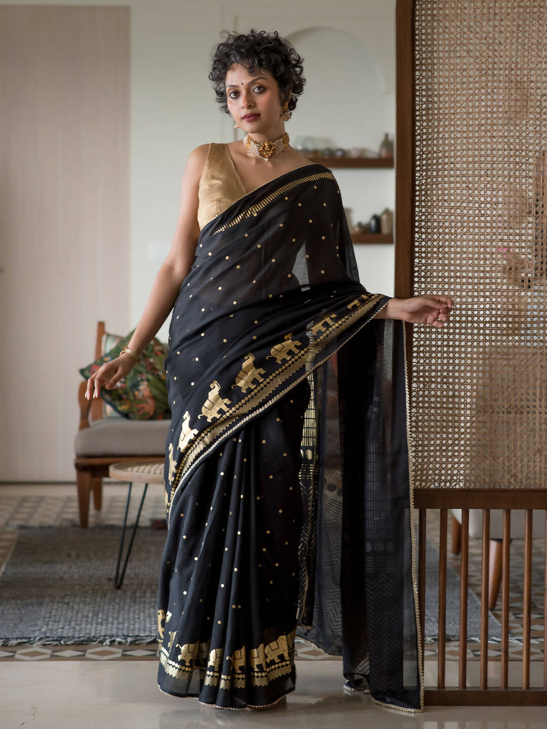 Suta Black Ethnic Motifs Cotton Blend Saree - Distacart