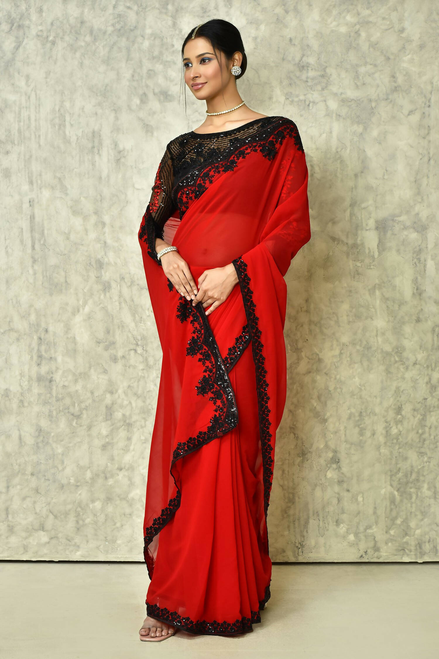 Red Georgette Plain Saree with Blouse Piece - Purvi - Distacart