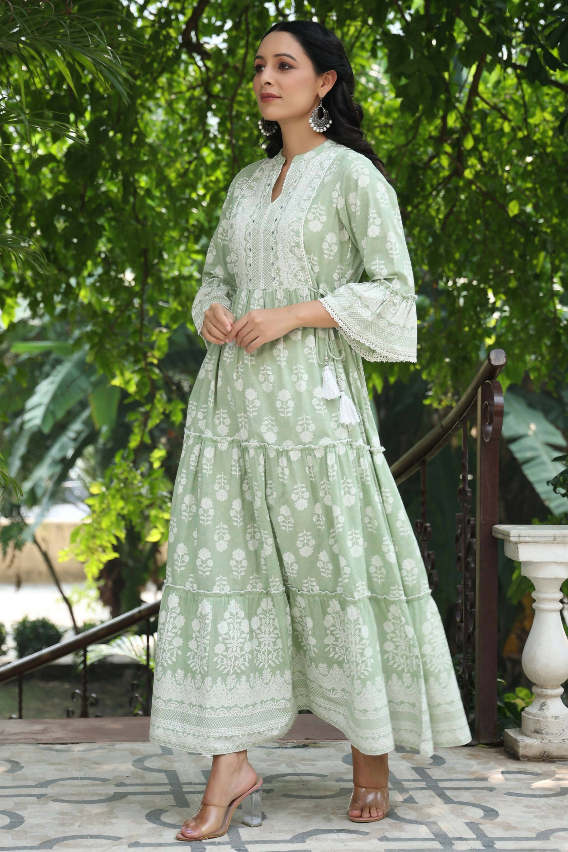 Juniper Women's Green Cambric Floral Printed Maxi Tiered Dress - Distacart