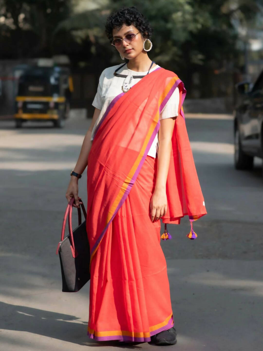 Suta Red Solid Mul Cotton Saree - Distacart